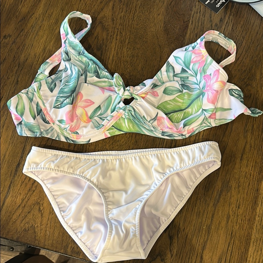 Floral Bikini Set with Tropical Print, Venus